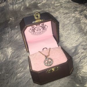 ✨💎Juicy Couture peace sign necklace
