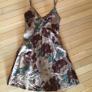 Floral tie back dress