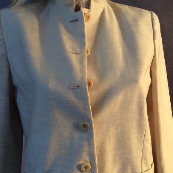 DRESS SUIT - Picture 2 of 7