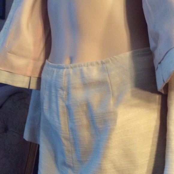 DRESS SUIT - Picture 4 of 7