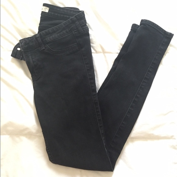 Black Hollister Jeggings
