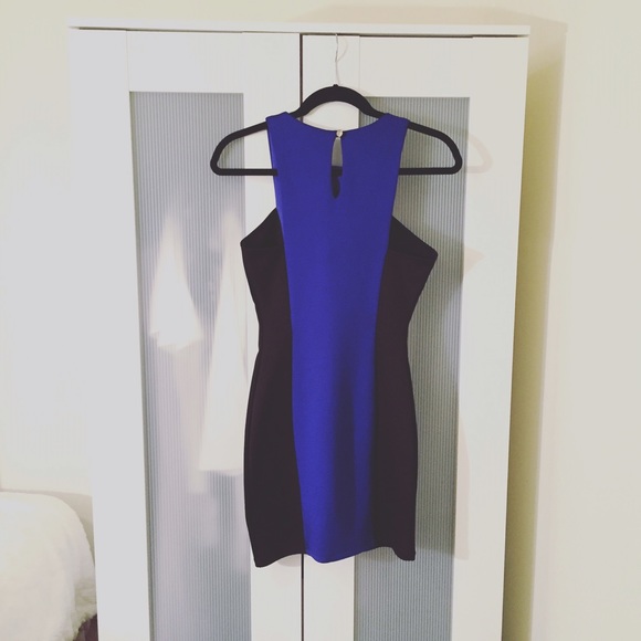 Sleek Dark Blue/Black Dress - Picture 2 of 3