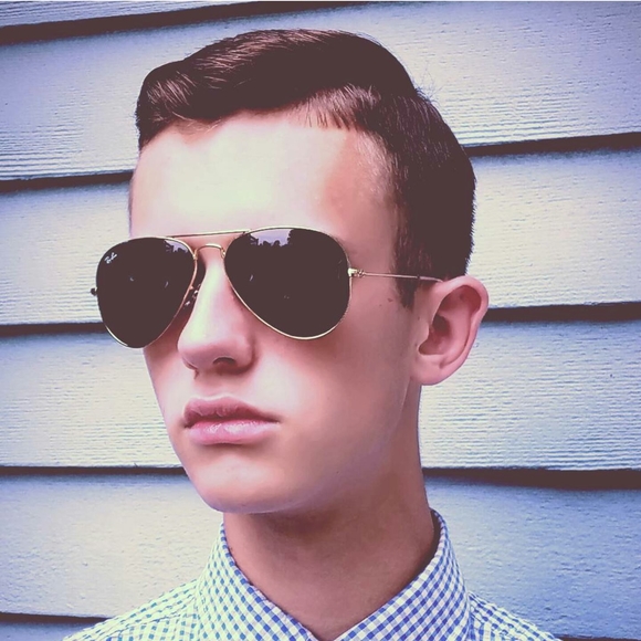 Meet your Posher, James