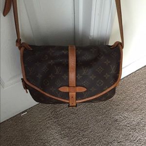 LOUIE VUITTON Monogram SAMUR 35 Shoulder Bag