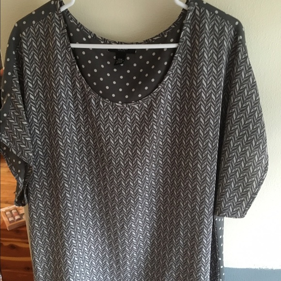 Two tone grey blouse