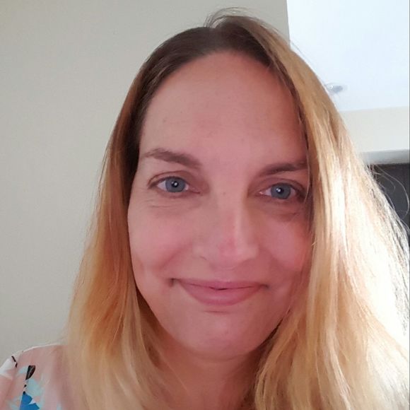 Meet your Posher, Dana - Picture 1 of 1