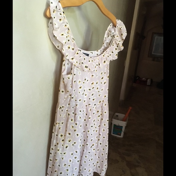 Forever 21 floral   off the shoulder dress size L - Picture 2 of 4