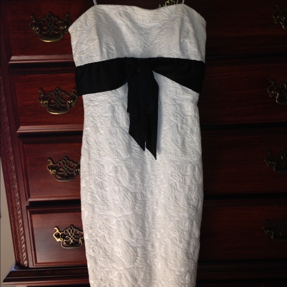 Cache strapless dress