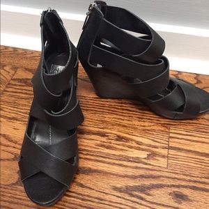 DV by Dolce Vita black Pali wedge