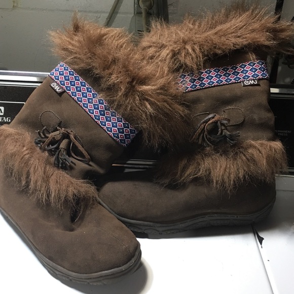 Emu boots