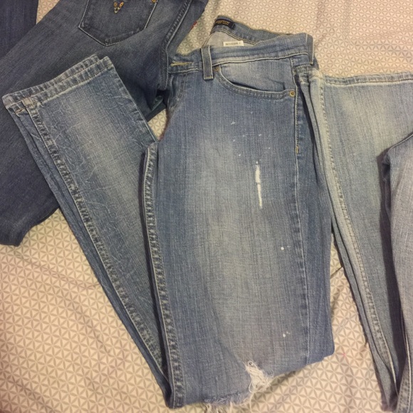 4 Levis - Picture 3 of 4