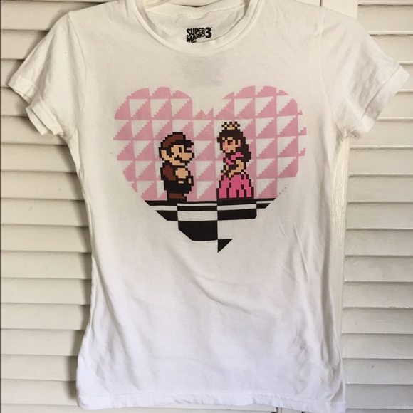 rare Nintendo world Mario Bros tshirt!!!