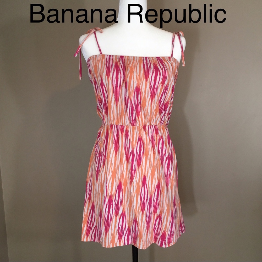* BANANA REPUBLIC Empire Waist Mini Dress *