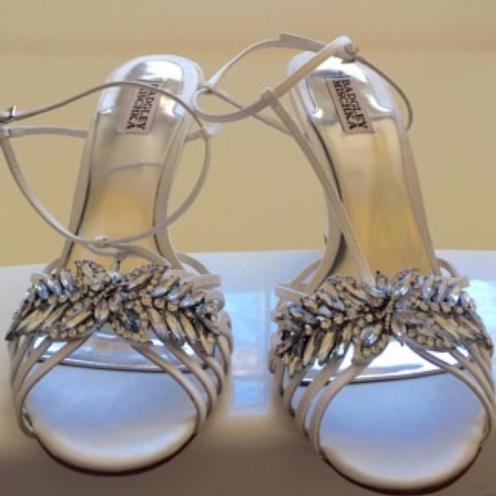 NWT Badgley Mischka Gigi Wedge