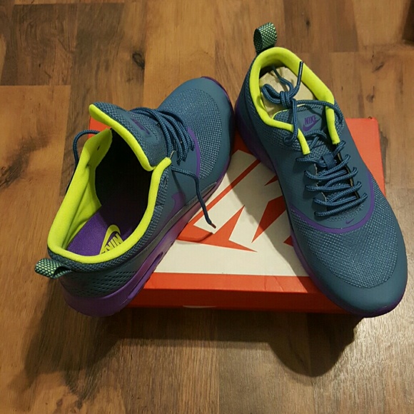 Air Max Thea