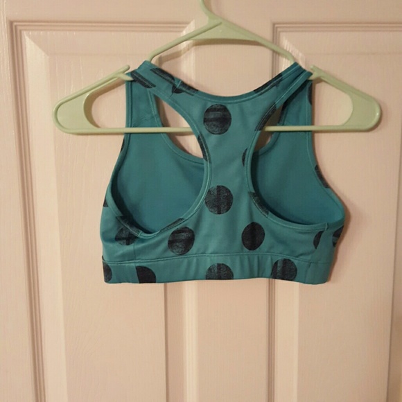 Nike sports bra - Picture 2 of 2