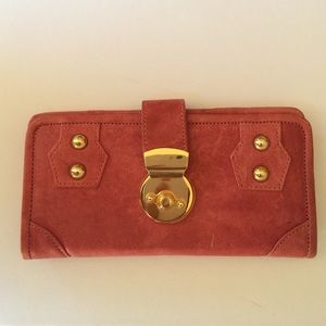 Rebecca mink off wallet