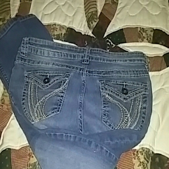 Jeans - Picture 2 of 3
