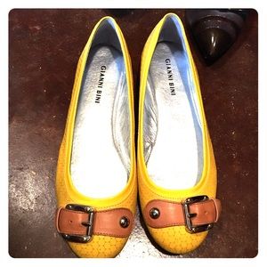 Gianni Bini Yellow Flats