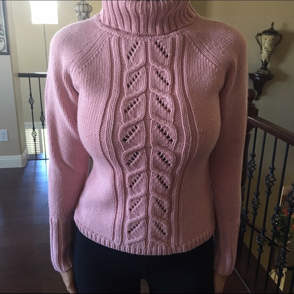 Pink sweater - Picture 3 of 4