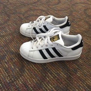 Adidas superstar