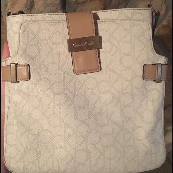 Calvin Klein Purse - Picture 2 of 3