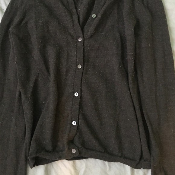 Button up cardigan sweater - Picture 2 of 4