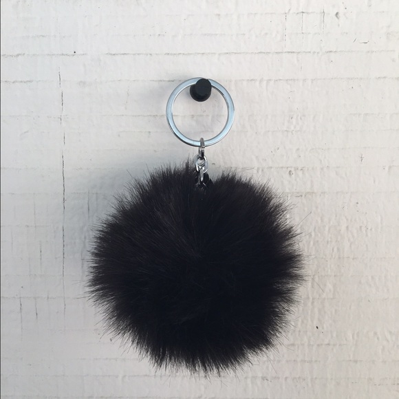 💲BUNDLES 20% OFF💲•Black Fuzzy Pom Pom Keychain• - Picture 3 of 3