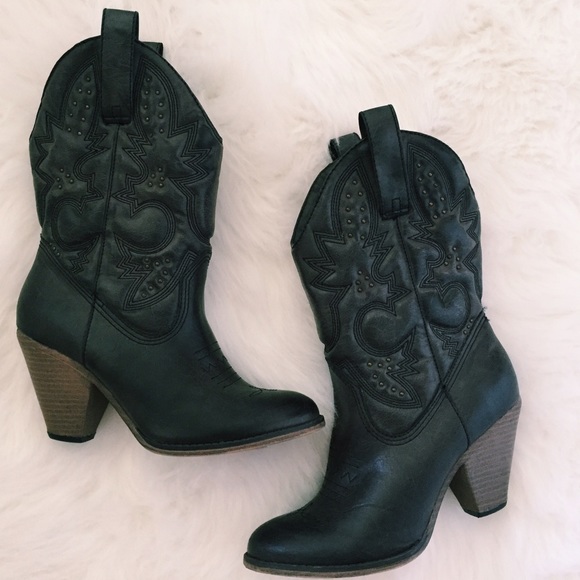 brown faux leather mid calf heeled cowgirl boots.