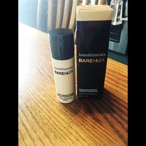Bare Minerals brightening foundation never used