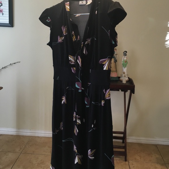 Short sleeve black summer dress
