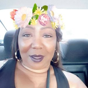 Meet your Posher, Traci