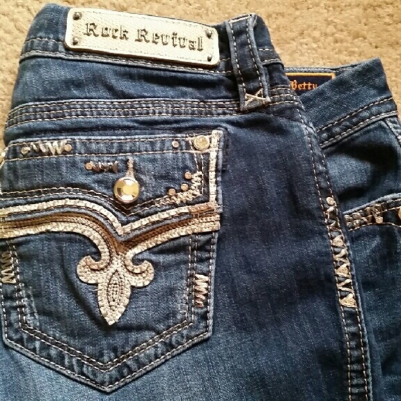 Rock Revival Jeans