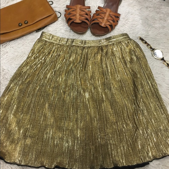 Gold metallic mini skirt
