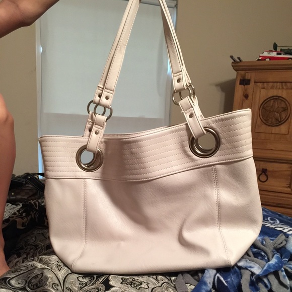 White tote