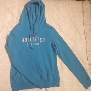 Hollister Hoodie! 🎽💙