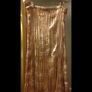 Rhonda Stark Shimmery Cream/Gold Broomstick Skirt