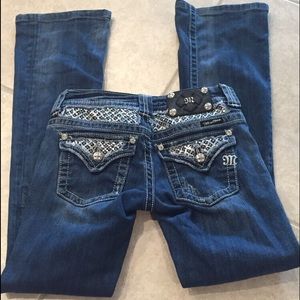 Reduced 🎉Miss Me w/ bling in Flawless Condition