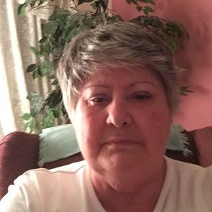 Meet your Posher, Charlotte