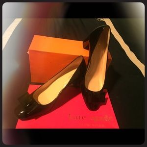 Kate Spade black patent leather pumps