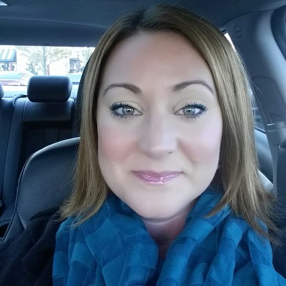 Meet your Posher, Trina - Picture 1 of 1