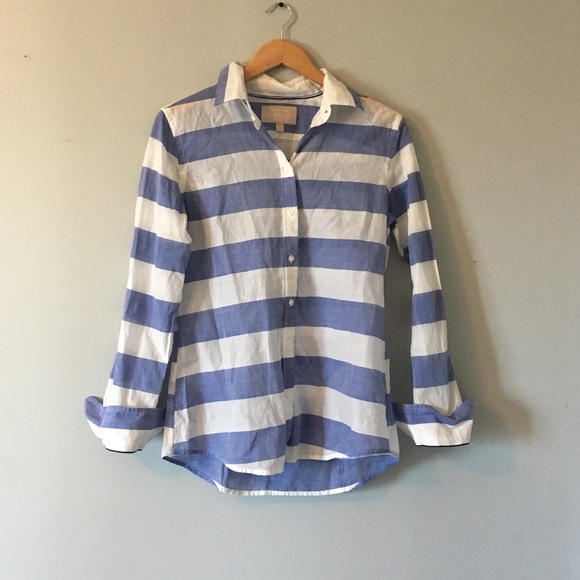 Banana republic soft wash button up shirt small