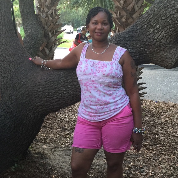 Meet your Posher, Shelana