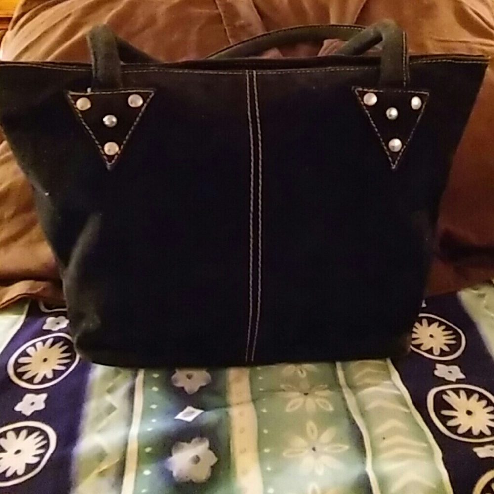 Blk suede purse by Monrore&Main