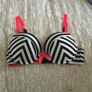Victoria's Secret bra 34B