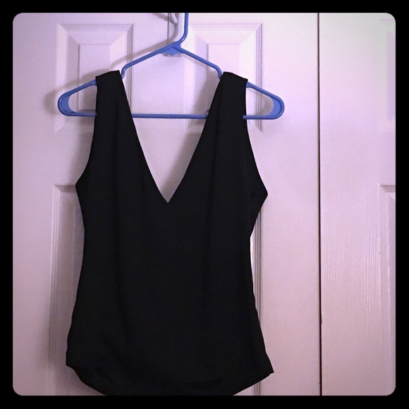 Black sexy top 100%100 silk👍🏿❤️