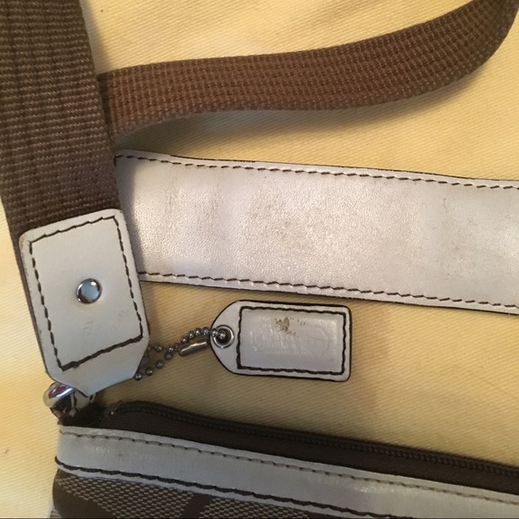 Coach brown/white cross body bag - Picture 3 of 4