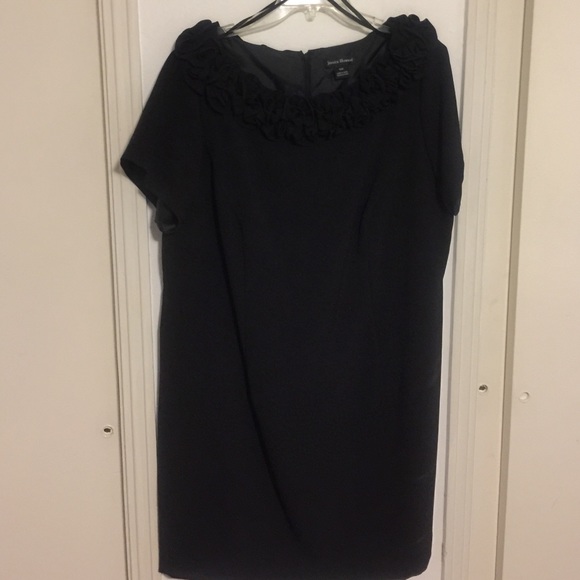 Jessica Howard Black Ruffle Neck Dress