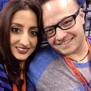 Meet your Posher, Elise