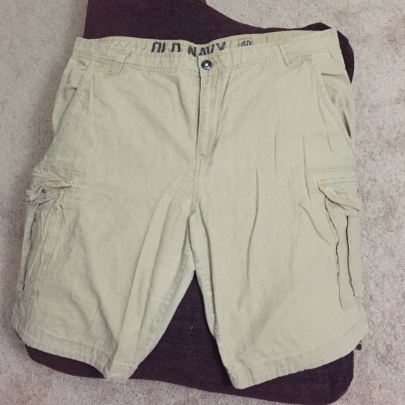 Men's cargo shorts